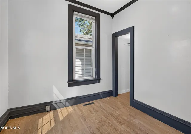 Photo 4 of Single family home for sale at 346 W Andrus Rd, Northwood, OH 43619 | MLS# 10013020 | Listing updated on 2026-09-22