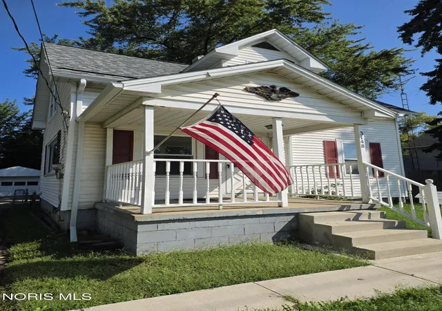 Photo 3 of Single family home for sale at 3148 Glanzman Rd, Toledo, OH 43614 | MLS# 10013043 | Listing updated on 2026-10-02