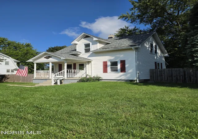 Photo 4 of Single family home for sale at 3148 Glanzman Rd, Toledo, OH 43614 | MLS# 10013043 | Listing updated on 2026-10-02
