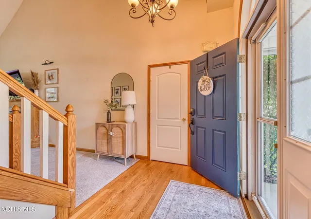 Photo 3 of Single family home for sale at 7825 Hawkins Ct, Sylvania, OH 43560 | MLS# 10013054 | Listing updated on 2026-09-14
