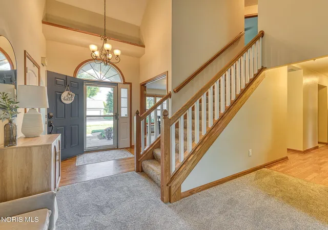 Photo 4 of Single family home for sale at 7825 Hawkins Ct, Sylvania, OH 43560 | MLS# 10013054 | Listing updated on 2026-09-14