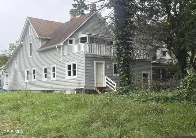 Photo 4 of House for sale at 2619 Locust St, Toledo, OH 43608 | MLS# 10013331 | Listing updated on 2026-09-11