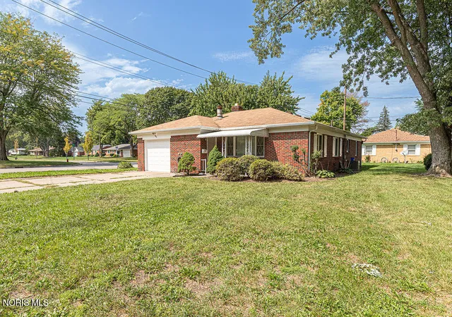 Photo 32 of Single family home for sale at 3464 Radisson Ave, Toledo, OH 43614 | MLS# 10013110 | Listing updated on 2026-09-11