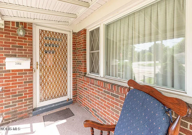 Photo 3 of Single family home for sale at 3464 Radisson Ave, Toledo, OH 43614 | MLS# 10013110 | Listing updated on 2026-09-11