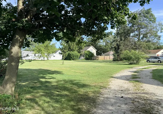 Photo 4 of Single family home for sale at 210 Pearl St, Risingsun, OH 43457 | MLS# 10013068 | Listing updated on 2026-10-01