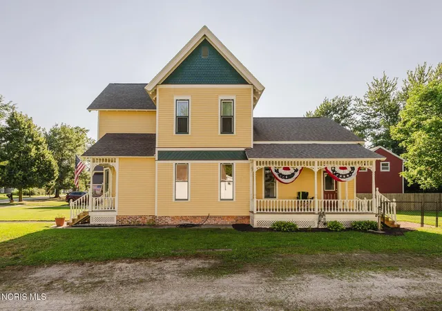 Photo 3 of Single family home for sale at 204 W Main St, Wayne, OH 43466 | MLS# 10013074 | Listing updated on 2026-09-08