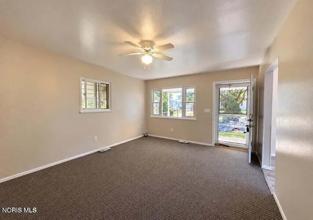 Photo 3 of Single family home for sale at 2157 Nevada St, Toledo, OH 43605 | MLS# 10013166 | Listing updated on 2026-10-02