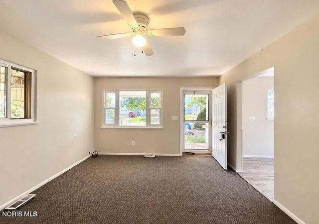 Photo 4 of Single family home for sale at 2157 Nevada St, Toledo, OH 43605 | MLS# 10013166 | Listing updated on 2026-10-02