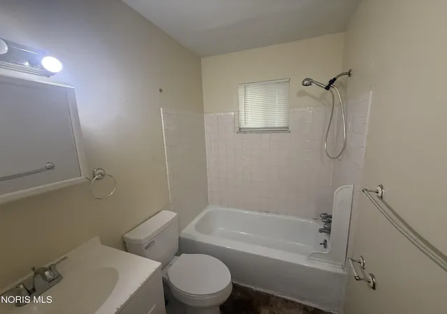 Photo 2 of Sale Pending at 2441 Airport Hwy, Toledo, OH 43609 | MLS# 10013093 | Listing updated on 2026-09-24