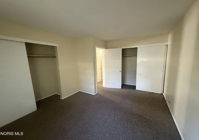 Photo 3 of Sale Pending at 2441 Airport Hwy, Toledo, OH 43609 | MLS# 10013093 | Listing updated on 2026-09-24