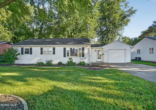 Photo 1 of Single family home for sale at 405 Church St, Swanton, OH 43558 | MLS# 10013159 | Listing updated on 2026-09-14