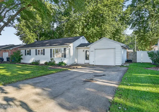 Photo 3 of Single family home for sale at 405 Church St, Swanton, OH 43558 | MLS# 10013159 | Listing updated on 2026-09-14