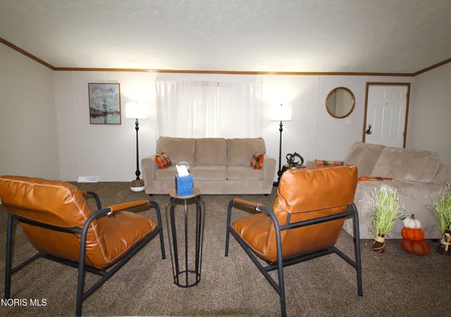 Photo 4 of Sale Pending at 715 S Holland Sylvania Rd #19, Toledo, OH 43615 | MLS# 10013113 | Listing updated on 2026-10-22