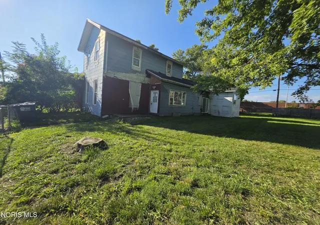 Photo 3 of Single family home for sale at 520 Jervis St, Toledo, OH 43609 | MLS# 10013109 | Listing updated on 2026-09-08