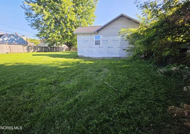Photo 4 of Single family home for sale at 520 Jervis St, Toledo, OH 43609 | MLS# 10013109 | Listing updated on 2026-09-08