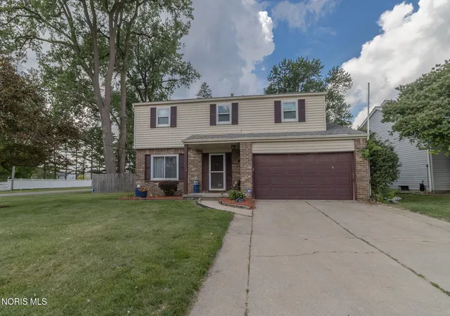 Photo 1 of Single family home for sale at 6218 White Oak Dr, Toledo, OH 43615 | MLS# 10013112 | Listing updated on 2026-09-14