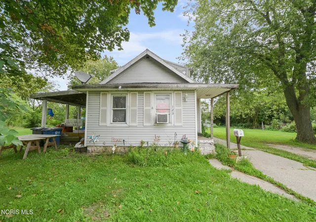 Photo 3 of Single family home for sale at 123 Arch St, Toledo, OH 43605 | MLS# 10013192 | Listing updated on 2026-09-17