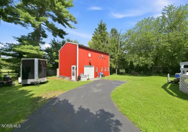 Photo 33 of Single family home for sale at 6300 N River Rd, Waterville, OH 43566 | MLS# 10013115 | Listing updated on 2026-09-12