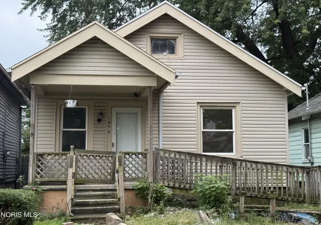 Photo 1 of Single family home for sale at 1956 Idaho St, Toledo, OH 43605 | MLS# 10013334 | Listing updated on 2026-09-11