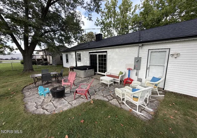 Photo 4 of Single family home for sale at 204 John St, Bryan, OH 43506 | MLS# 10013125 | Listing updated on 2026-09-15