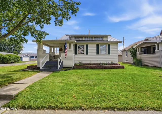 Single family home for sale at 135 19th Street, Findlay, OH 45840 | MLS# 10013530