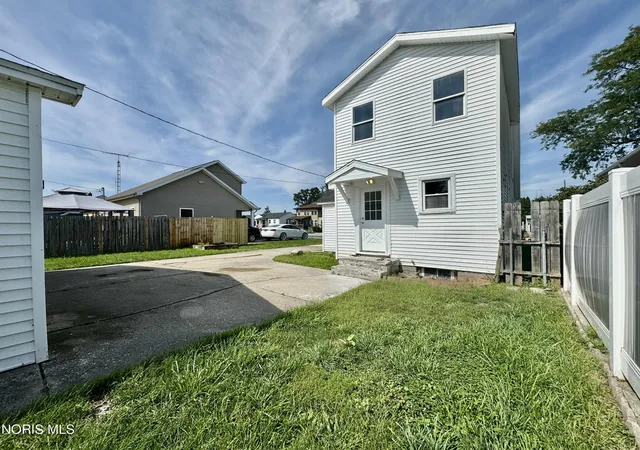 Photo 28 of Single family home for sale at 2918 113th Street, Toledo, OH 43611 | MLS# 10013156 | Listing updated on 2026-10-03