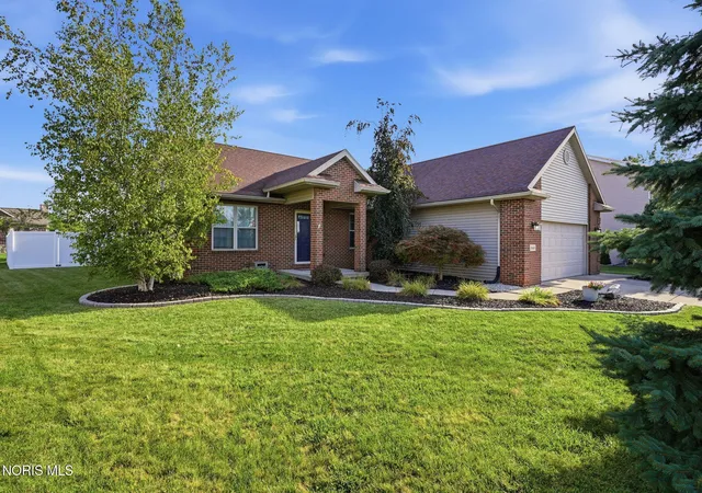 Photo 3 of Single family home for sale at 15440 Bent Tree Dr, Findlay, OH 45840 | MLS# 10013168 | Listing updated on 2026-09-14
