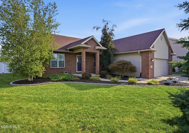 Photo 3 of Single family home for sale at 15440 Bent Tree Dr, Findlay, OH 45840 | MLS# 10013168 | Listing updated on 2026-09-14