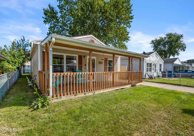 Photo 3 of Single family home for sale at 3652 Terrace Dr, Toledo, OH 43611 | MLS# 10013170 | Listing updated on 2026-09-22