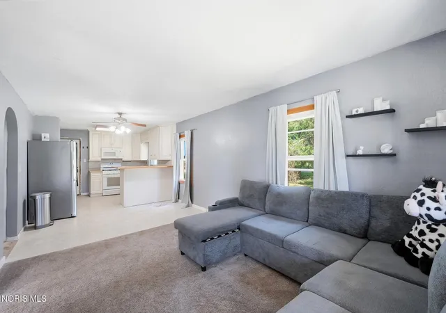 Photo 3 of Single family home for sale at 6531 County Rd 2, Swanton, OH 43558 | MLS# 10013173 | Listing updated on 2026-10-05
