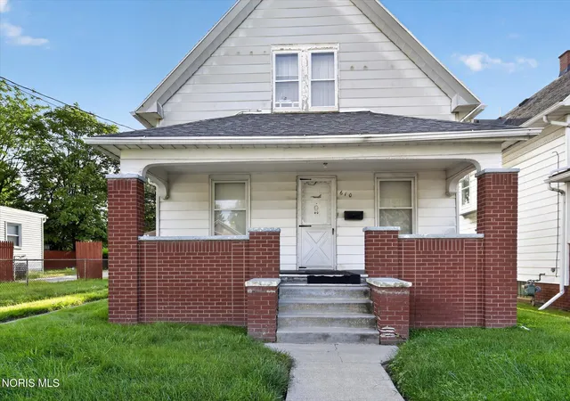 Photo 4 of Single family home for sale at 610 Marmion Ave, Toledo, OH 43607 | MLS# 10013263 | Listing updated on 2026-10-20