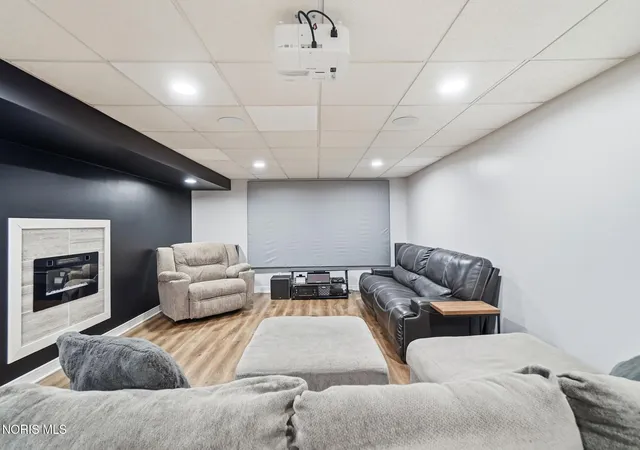 Photo 3 of Single family home for sale at 1705 Parkside Pl, Findlay, OH 45840 | MLS# 10013301 | Listing updated on 2026-10-05