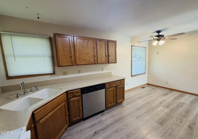 Photo 3 of Single family home for sale at 4 Larkspur Pl, Montpelier, OH 43543 | MLS# 10013249 | Listing updated on 2026-09-14