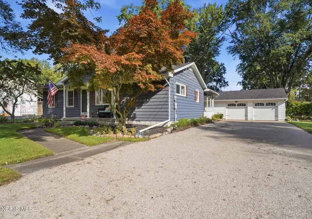 Single family home for sale at 5532 Dennison Rd, Toledo, OH 43615 | MLS# 10013188 | Listing updated on 2026-09-10