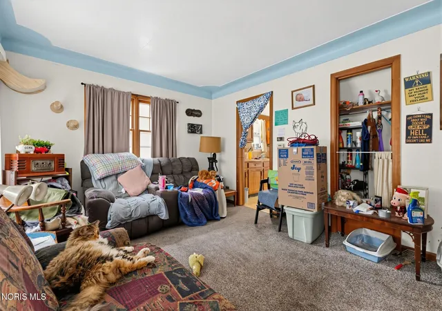 Photo 3 of Single family home for sale at 3702 Kershaw Ave, Toledo, OH 43613 | MLS# 10013196 | Listing updated on 2026-09-10