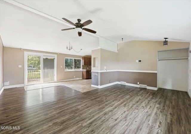 Photo 4 of Single family home for sale at 3971 Angola Rd, Toledo, OH 43615 | MLS# 10013197 | Listing updated on 2026-09-10
