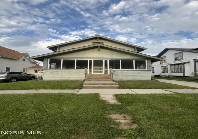 Photo 1 of Single family home for sale at 416 S Monroe St, Montpelier, OH 43543 | MLS# 10013206 | Listing updated on 2026-10-02