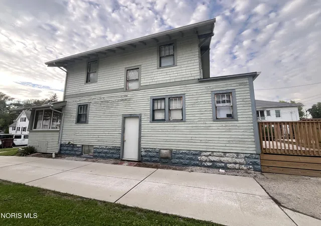 Photo 3 of Single family home for sale at 416 S Monroe St, Montpelier, OH 43543 | MLS# 10013206 | Listing updated on 2026-10-02