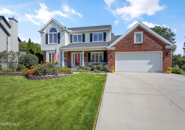 Photo 4 of Sale Pending at 1803 Arrow Ln, Perrysburg, OH 43551 | MLS# 10013319 | Listing updated on 2026-10-07