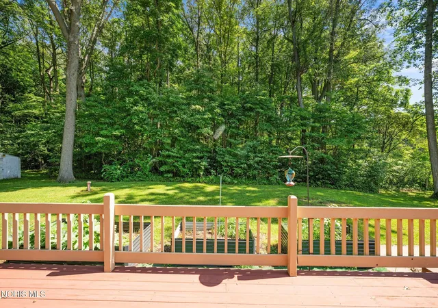 Photo 3 of Sale Pending at 11555 Manore Rd, Grand Rapids, OH 43522 | MLS# 10013367 | Listing updated on 2026-09-23
