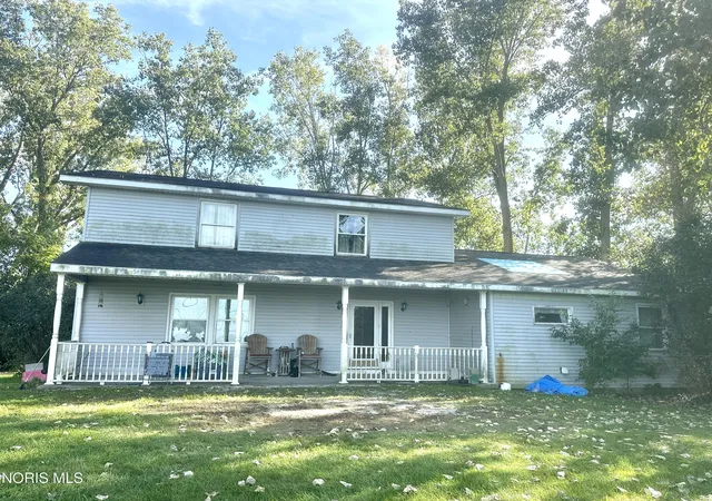 Photo 1 of Sale Pending at 13880 W Duff Washa Rd, Oak Harbor, OH 43449 | MLS# 10013220 | Listing updated on 2026-09-30