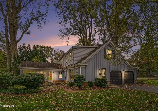 Photo 3 of Sale Pending at 3736 Corey Rd, Toledo, OH 43615 | MLS# 10014574 | Listing updated on 2026-10-28