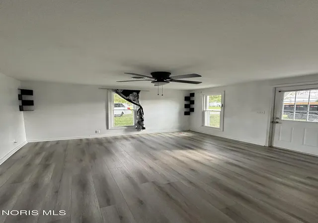 Photo 3 of Single family home for sale at 120 S Taylor St, Sherwood, OH 43556 | MLS# 10013329 | Listing updated on 2026-09-28