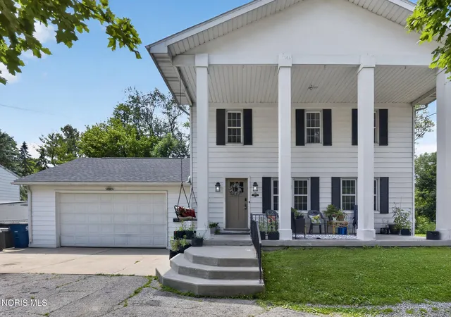 Single family home for sale at 1518 Eastgate Rd, Toledo, OH 43614 | MLS# 10013276 | Listing updated on 2026-09-13