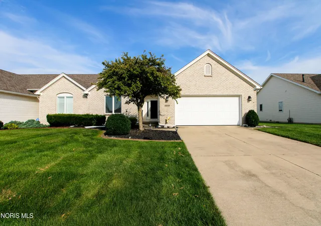 Photo 1 of Sale Pending at 4459 E Clearwater Dr, Maumee, OH 43537 | MLS# 10013243 | Listing updated on 2026-09-27