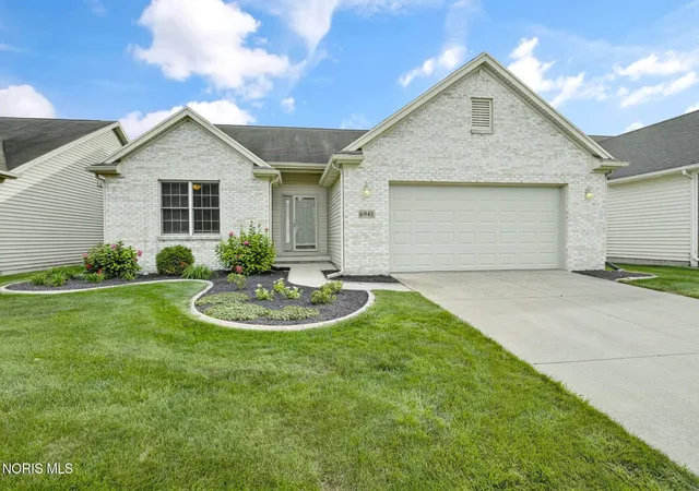 Photo 2 of Single family home for sale at 6945 Southpine Ct, Maumee, OH 43537 | MLS# 10013338 | Listing updated on 2026-10-05