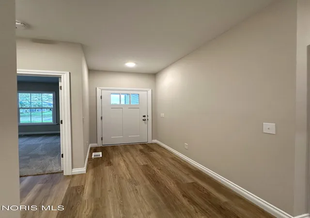 Photo 2 of Single family home for sale at 2487 Cross Ridge Rd, Perrysburg, OH 43551 | MLS# 10013365 | Listing updated on 2026-09-14