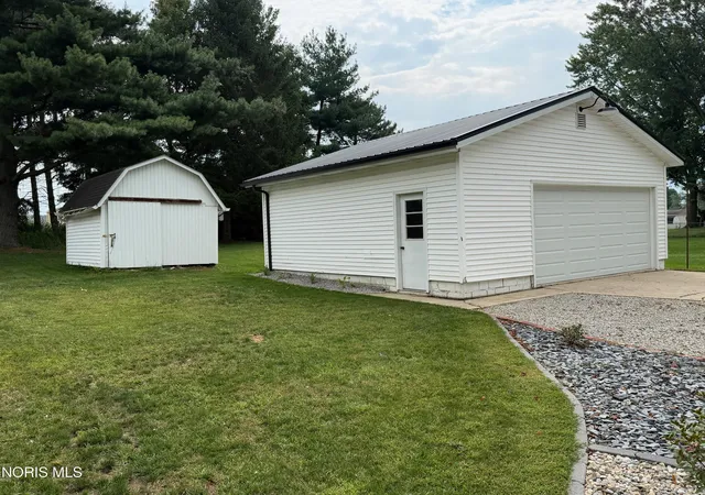 Photo 3 of Single family home for sale at 448 N Elm St, Edgerton, OH 43517 | MLS# 10013259 | Listing updated on 2026-09-14