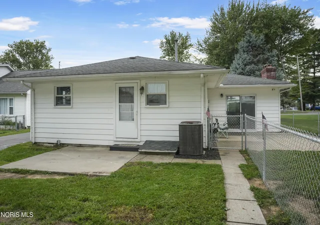Photo 4 of Single family home for sale at 316 Jackson St, Delta, OH 43515 | MLS# 10013287 | Listing updated on 2026-09-18