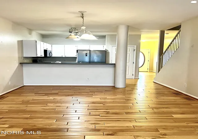 Photo 2 of Condo for sale at 2626 W Village Dr, Toledo, OH 43614 | MLS# 10013368 | Listing updated on 2026-09-22